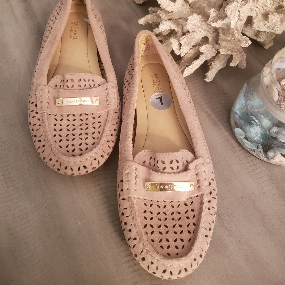 Michael kors shoes size 7